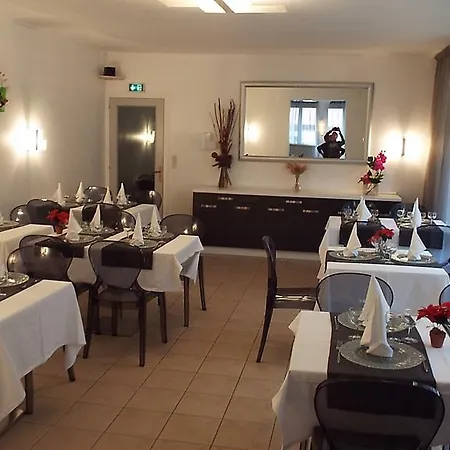 Hotel Le Coin Fleuri