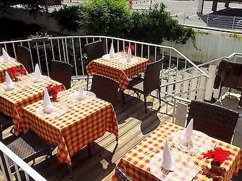 Le Coin Fleuri 4* Digne-les-Bains